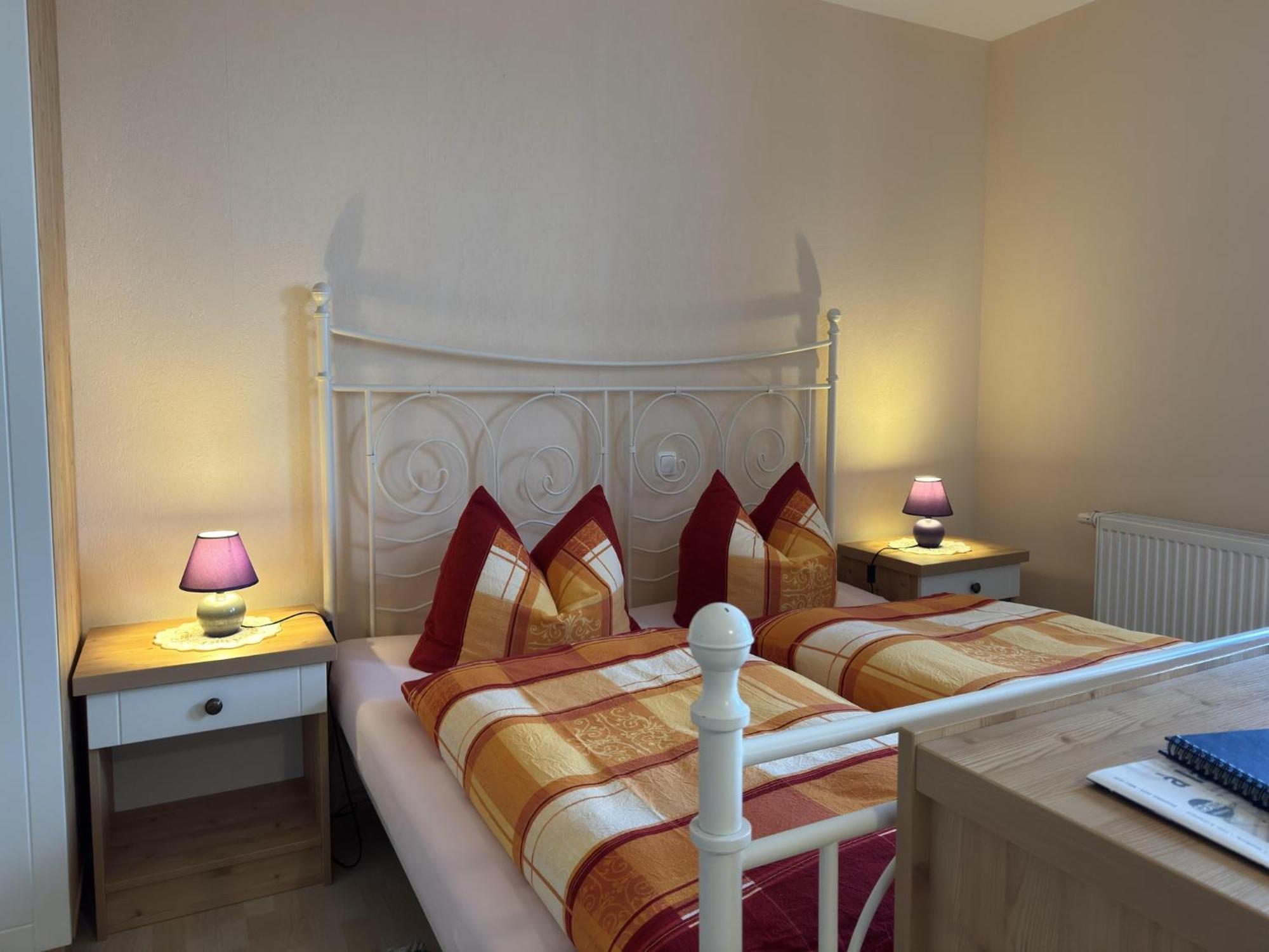 Pretty Apartment In Wiek With Garden Wiek auf Ruegen Luaran gambar